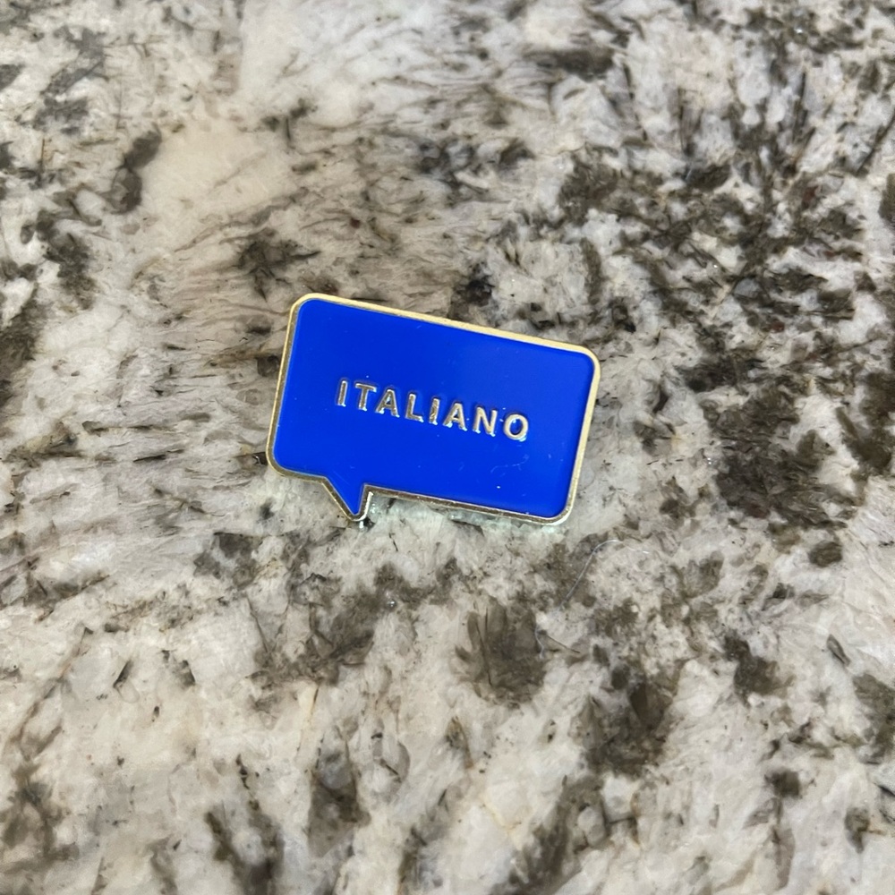 Blue Italiano Speech Pin